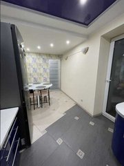 Продам 2-кімнатну квартиру, 69 м², Дніпро, Усенко.