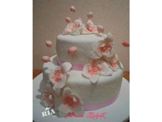 Свадебный торт с бело - розовыми орхидеям (Київ)