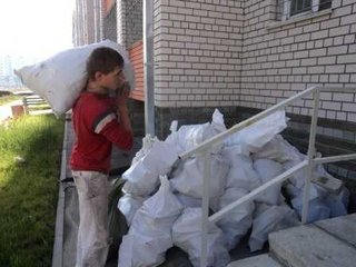 Вывоз мусора, хлама, старой мебели, окон дверей после ремонта. + Погрузка. (Дніпро)