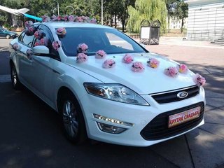 Свадебный авто, свадебный кортеж, автомобиль на свадьбу (Каменское)