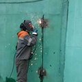 Сварщик отремонтирует после взрыва двери калитки ворота гараж забор сварочные работы (Донецк)