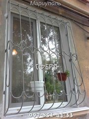 Металлические оконные решетки, изготовление и установка решеток на окна, художественная ковка под заказ. (Маріуполь)