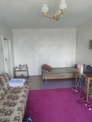 Продам 1-кімнатну квартиру, 40 м², Дніпро, Амур-Нижнеднепровський, Каруны.