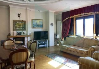 Продам 3-кімнатну квартиру, 131/72/12 м², Дніпро, Старокозацька.