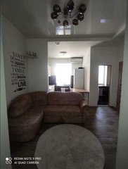 Здам в оренду 4-кімнатну квартиру, 95 м², Дніпро, Нагірка, проспект Дмитра Яворницького.