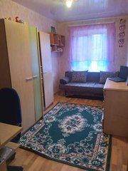 Продам 3-кімнатну квартиру, 58 м², Дніпро, проспект Олександра Поля.