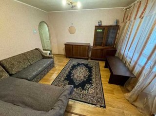 Продам 3-комнатную квартиру, 57 м², Днепр, Центр, Михайла Грушевського.