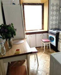Продам 2-кімнатну квартиру, 44 м², Одеса, Приморський, Черняховского.