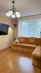 Продам 3-кімнатну квартиру, 52/40/6 м², Рівне, Івана Вишенського.