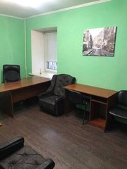 Продам 2-кімнатну квартиру, 42/27/5 м², Дніпро, вул. Магдебурзького права.