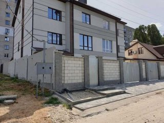 Продам дом, 390 м², Днепр, Жовтневый, вул. Катерини Мессарош.