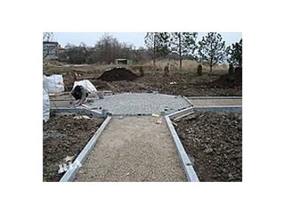 Устройство тротуаров, дворов, заездов из гранитной брусчатки или тротуарной плитки. (Одеса)