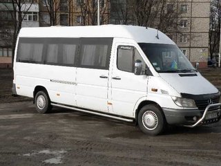 Заказ микроавтобуса Mercedes Sprinter 18 мест (Харків)