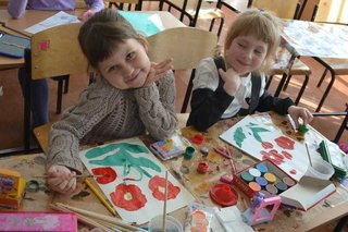 Научу Вашего ребенка видеть прекрасный мир красок, выполнять различные поделки (Харьков)