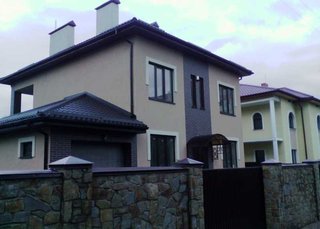 Будівництво індивідуальних житлових будинків площею від 80 м2 (Львів)