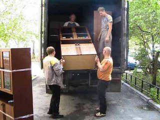 ГРУЗОПЕРЕВОЗКИ/Переезды. по Запорожью и Украине. Бригада опытных грузчиков. Работаем без выходных. Без посредников. Большой опыт работы. 068-449-48-37, 095-580-16-61, 063-48-44-276. (Запоріжжя)