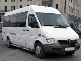 перевезення  пасажирів на 15 місць м \ а мерседес спрінтер ціни за домовленістю. (Тернопіль)