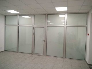 Грузоперевозки Запорожье (067) 379-72-77 Предлагаем услуги перевозки грузов по Запорожью и по Украине. Перевозка: -мебели -холодильников -домашних вещей -пианино -стройматериалов -торгового и промышленного оборудования -товара из склада или магазина (Запоріжжя)