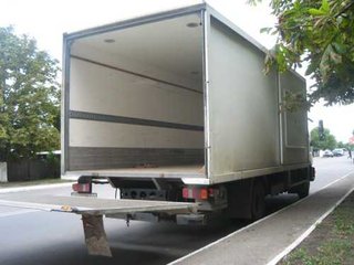 Заказать грузовую машину для перевозки мебели (Одеса)